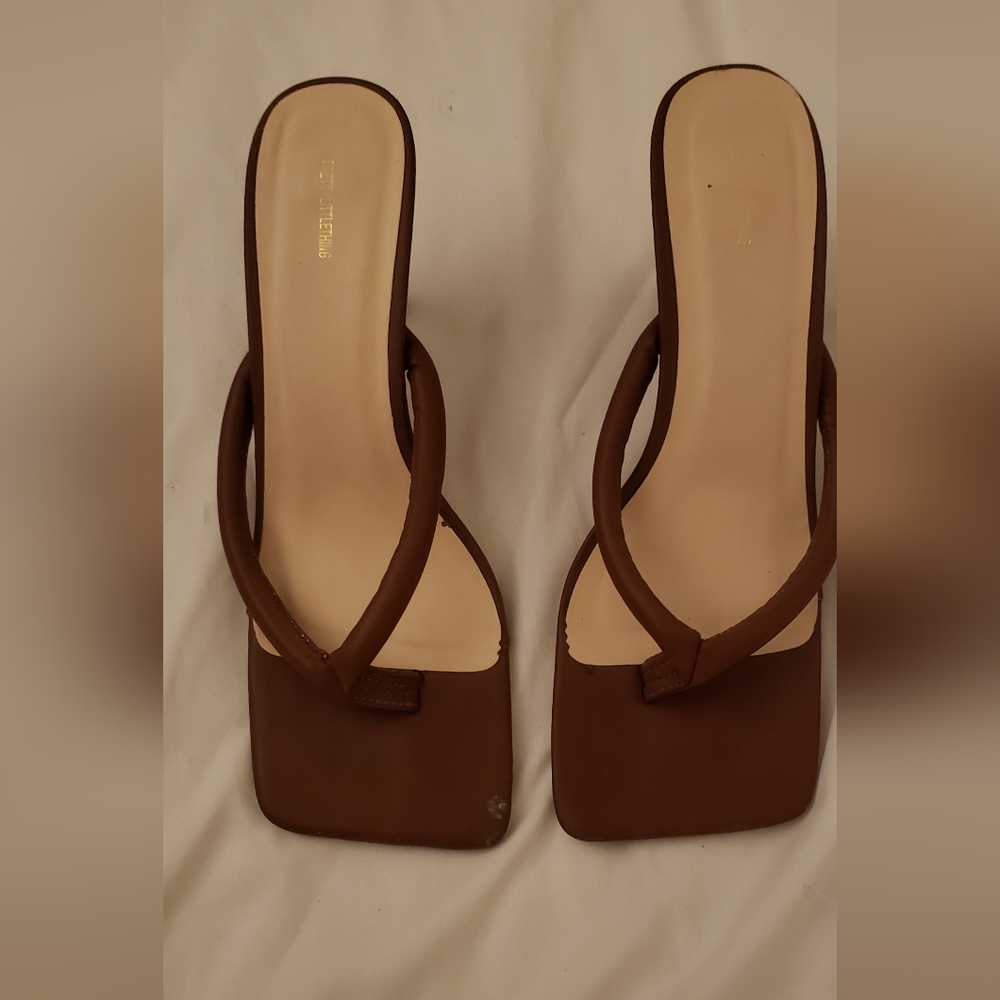PrettyLittleThing Brown Square-Toe Sandals